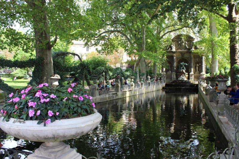 Small Luxurious Room In The Heart Of Saint Germain باريس المظهر الخارجي الصورة
